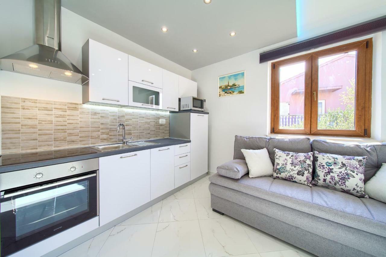 Nadija Studio Apartmani Krk Town Exterior foto